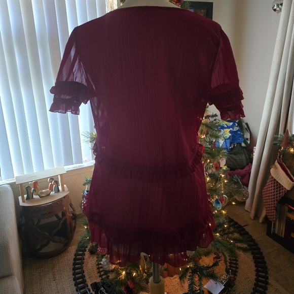 Chic Burgundy Ruffle Blouse - Picture 3 of 5